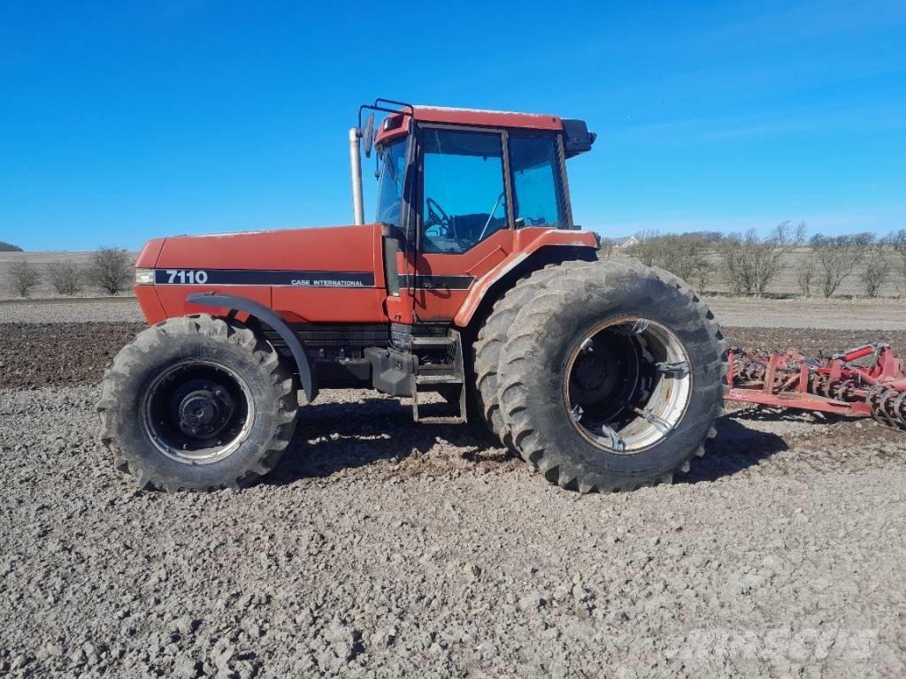 Case IH Magnum 7110 Trattori