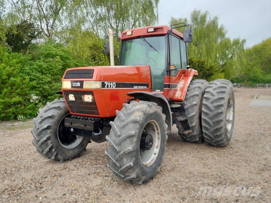 Case IH Magnum 7110 Trattori