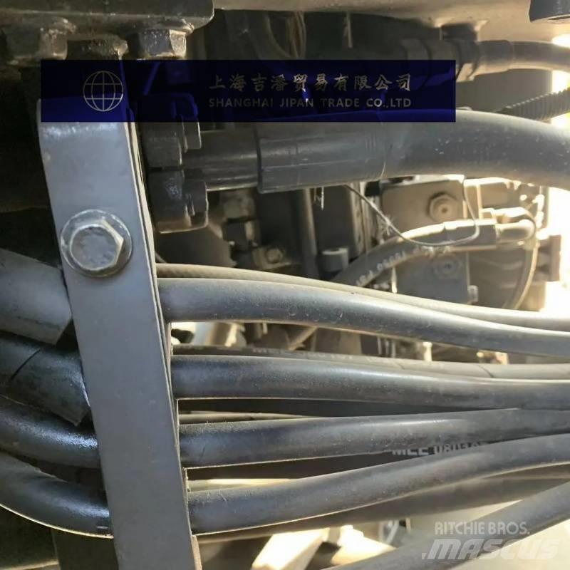Komatsu WA 380 Pale gommate