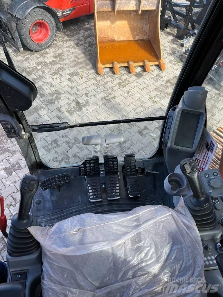 Hitachi ZX 210 LC-6 Escavatori cingolati