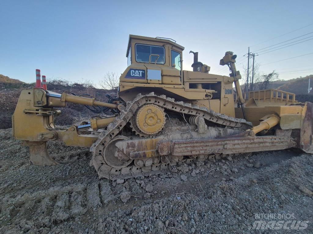 CAT D 9 N Dozer cingolati