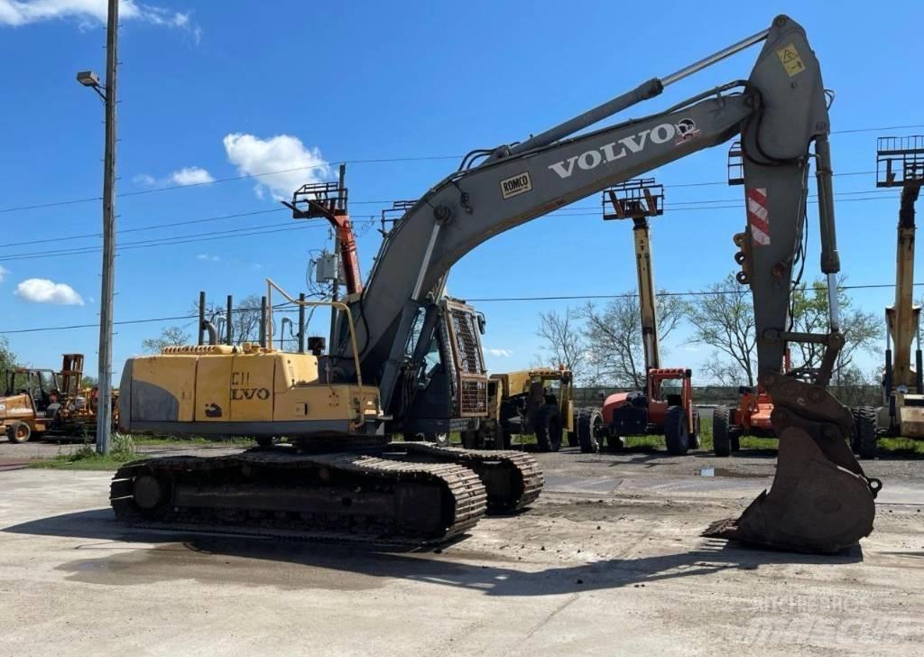 VOLVO 210CL Escavatori cingolati