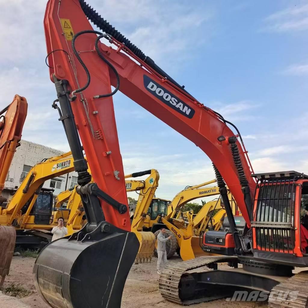 Doosan DX 300LC -9C Escavatori cingolati