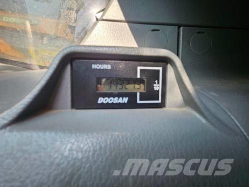 Doosan DX 300 LC-5 Escavatori cingolati