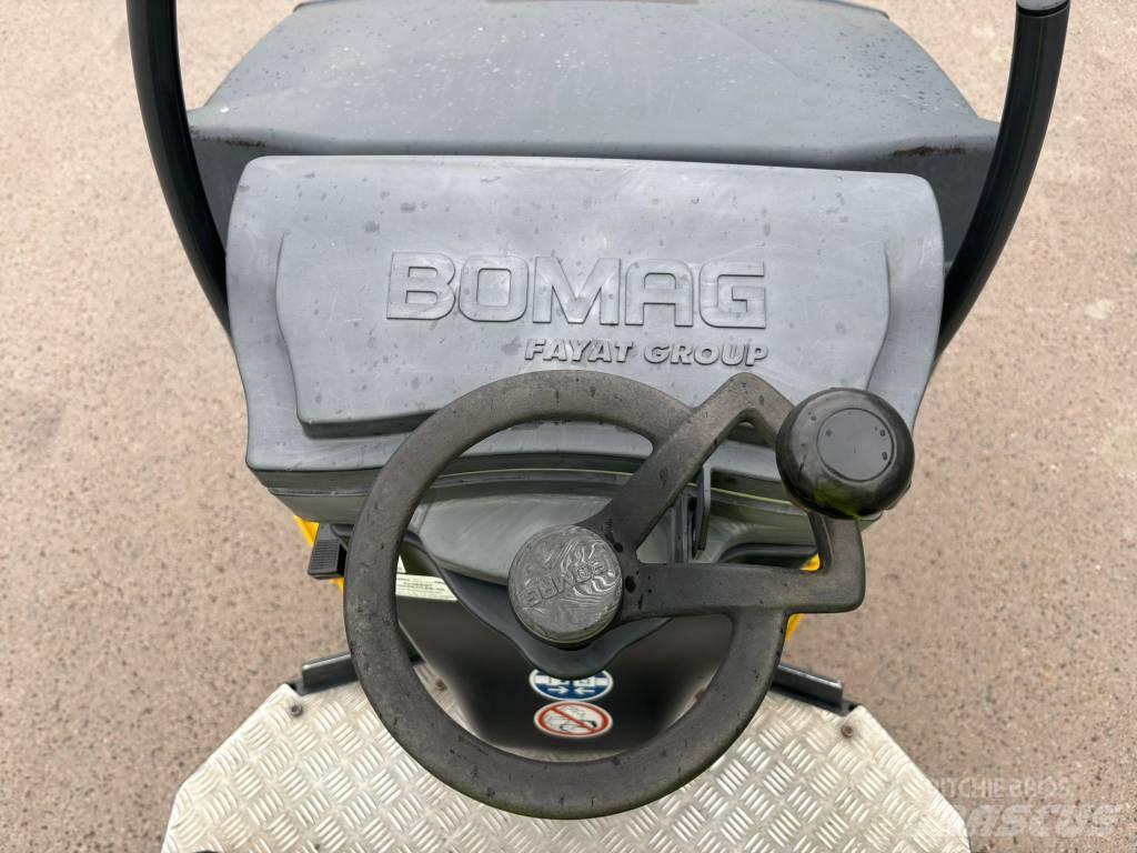 Bomag BW120AD-5 Rulli a doppio tamburo