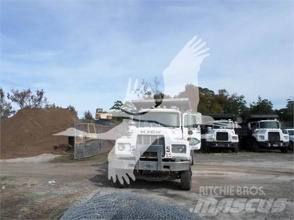 Mack DM600 Costruzioni - Altro