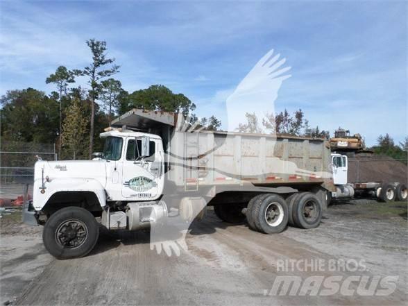Mack DM600 Costruzioni - Altro