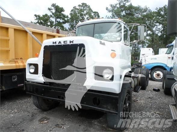Mack R Costruzioni - Altro