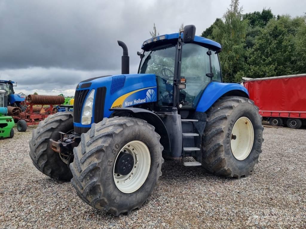 New Holland T 8040 Trattori