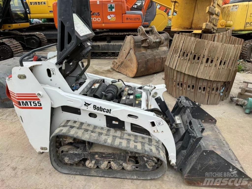 Bobcat MT 55 Pale cingolate