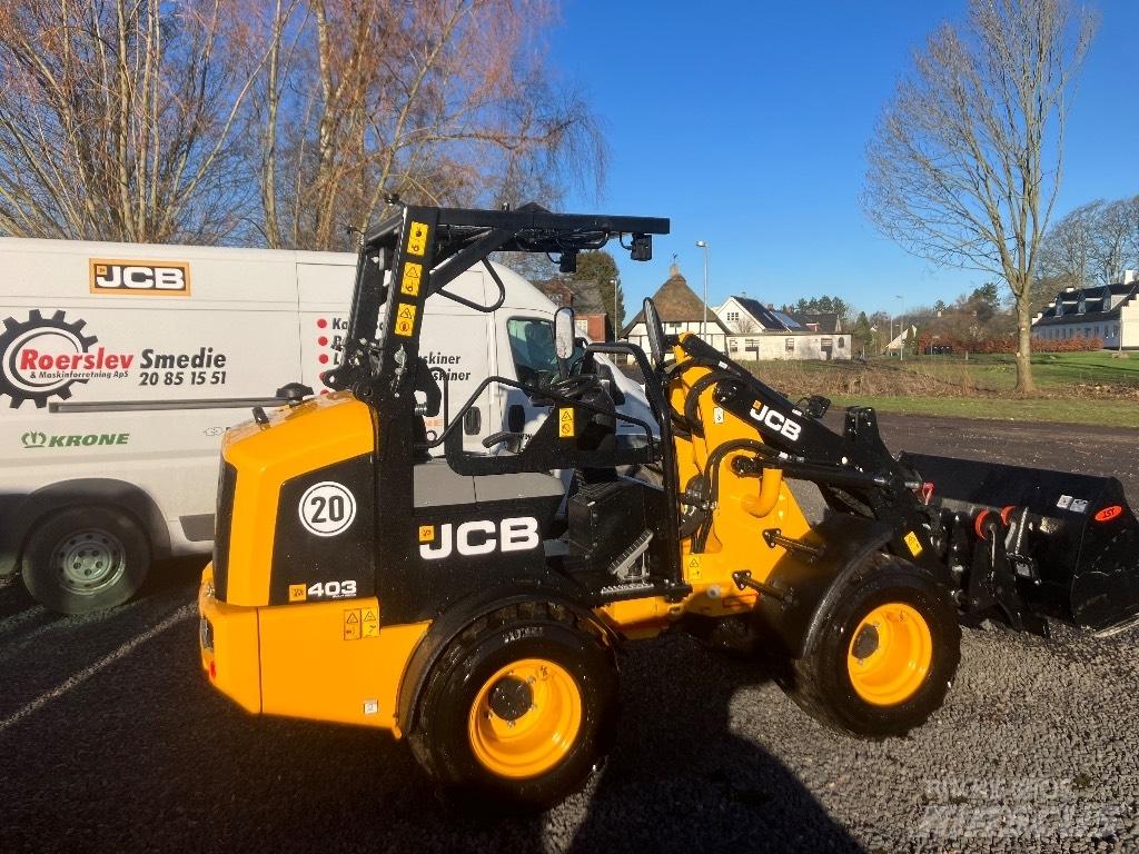 JCB 403 Mini Pale Gommate