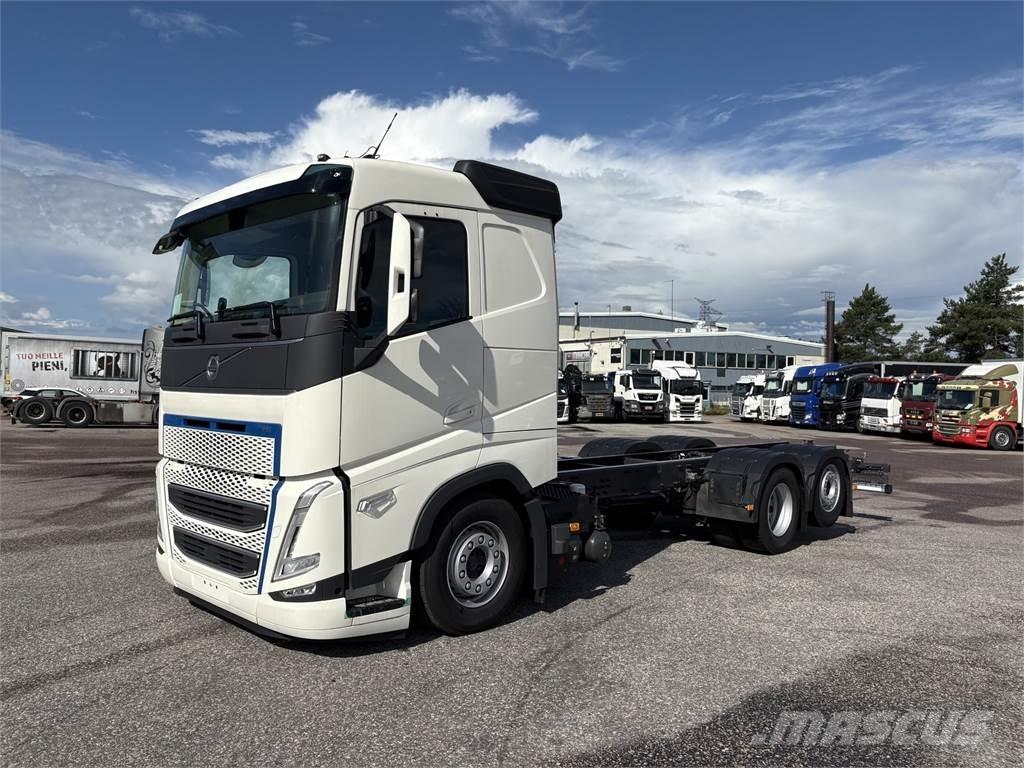 Volvo FH460 6x2 Autocabinati
