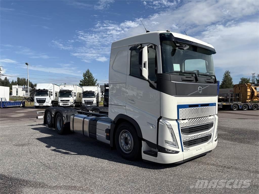 Volvo FH460 6x2 Autocabinati
