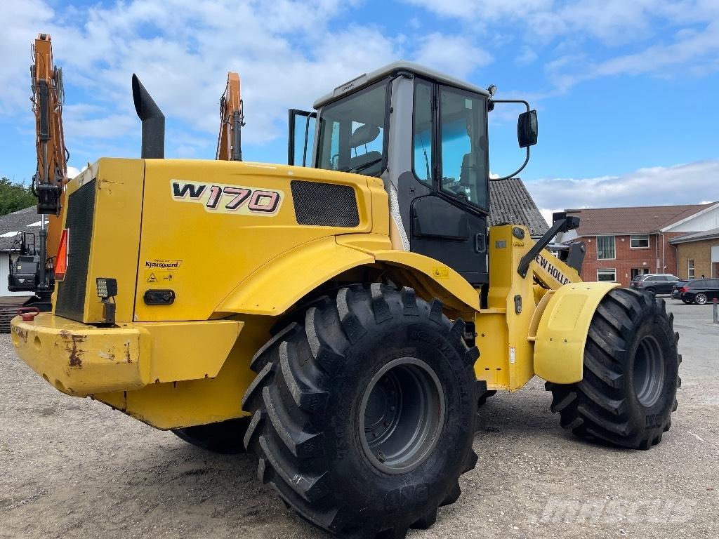 New Holland W 170 Pale gommate