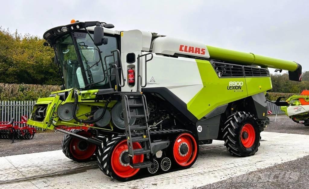 CLAAS Lexion 8900 TT Mietitrebbiatrici