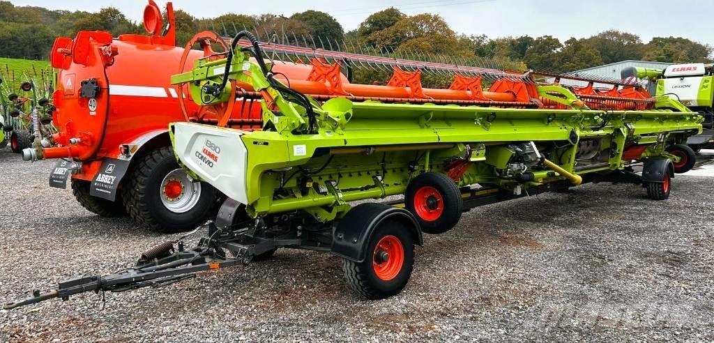 CLAAS Lexion 8900 TT Mietitrebbiatrici