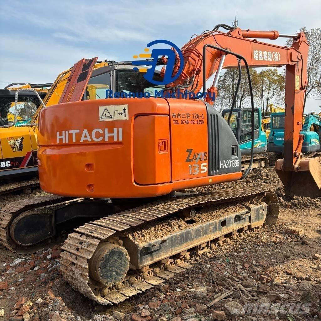 Hitachi ZX 135 US Escavatori cingolati