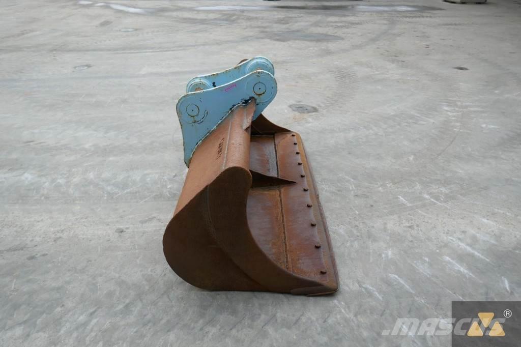 Strickland Bucket Benne