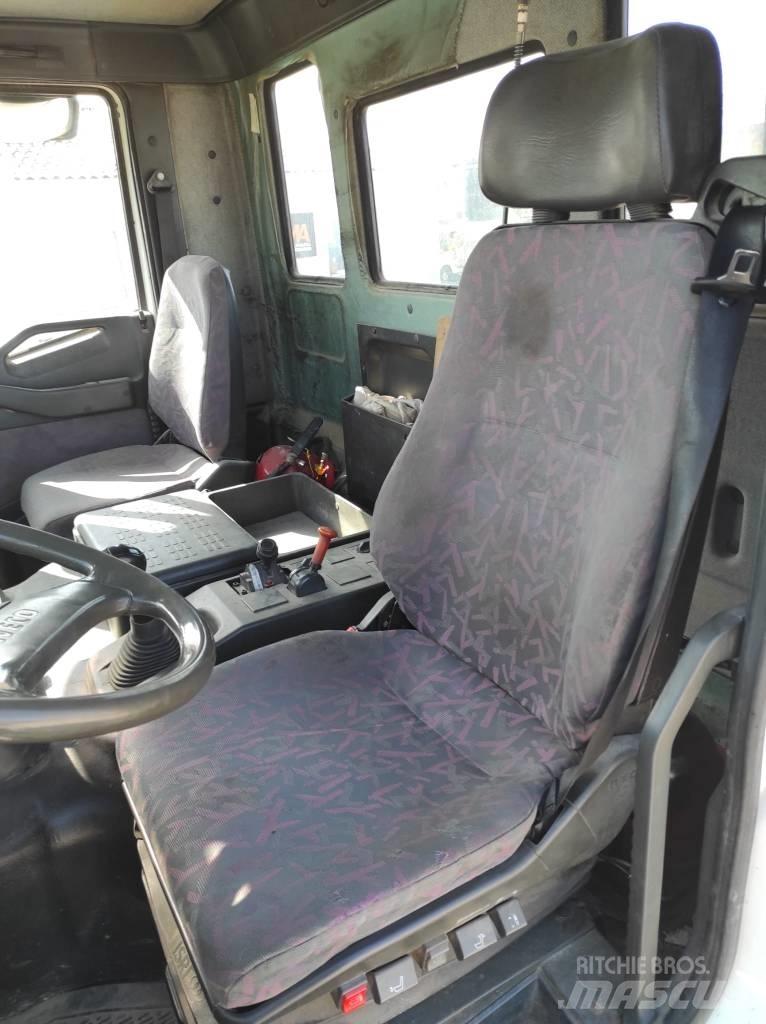 Iveco MP260 E35H Camion ribaltabili