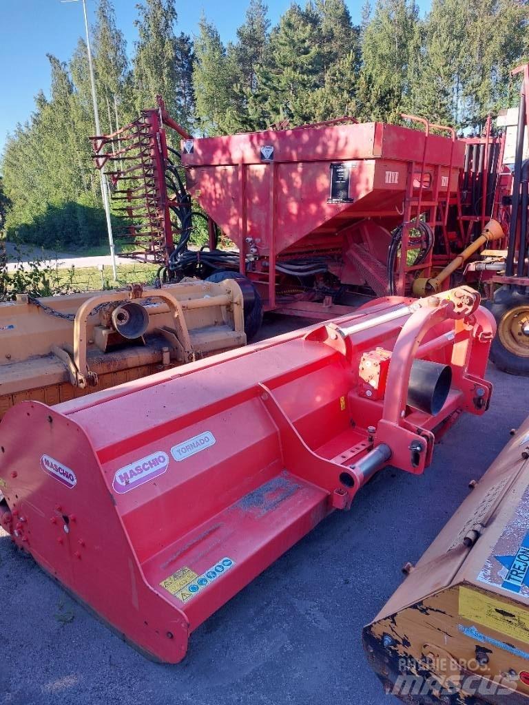 Maschio Tornado 280 Falciatrici/cimatrici per pascoli