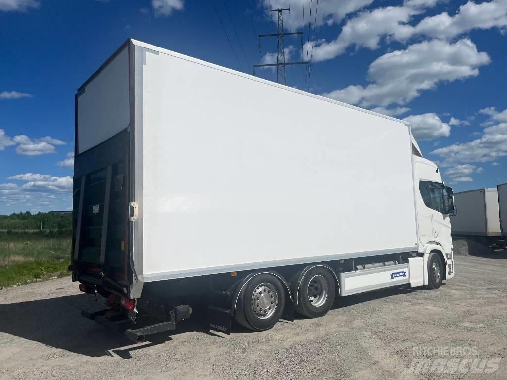 Scania R540B6X2*4NB Camion cassonati