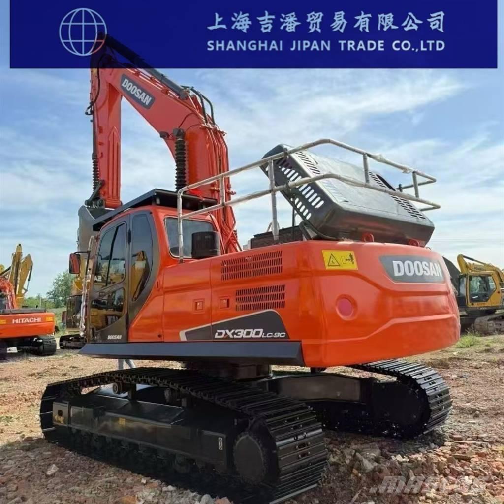 Doosan DX 300 Escavatori cingolati