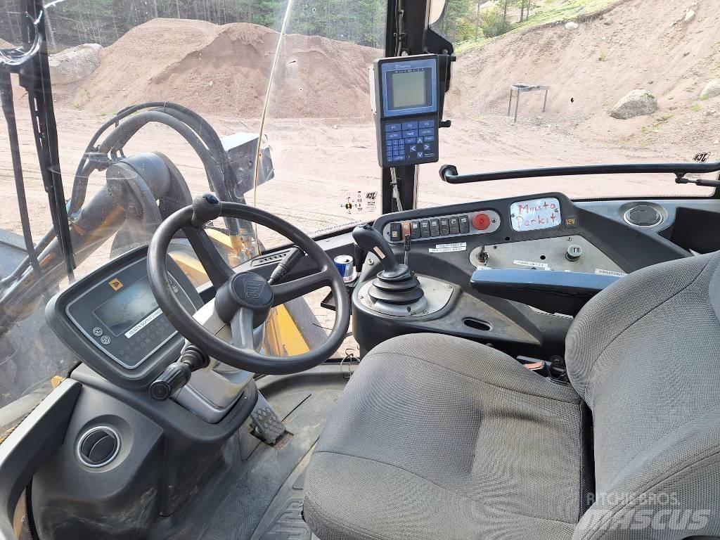 JCB 456 HT Pale gommate