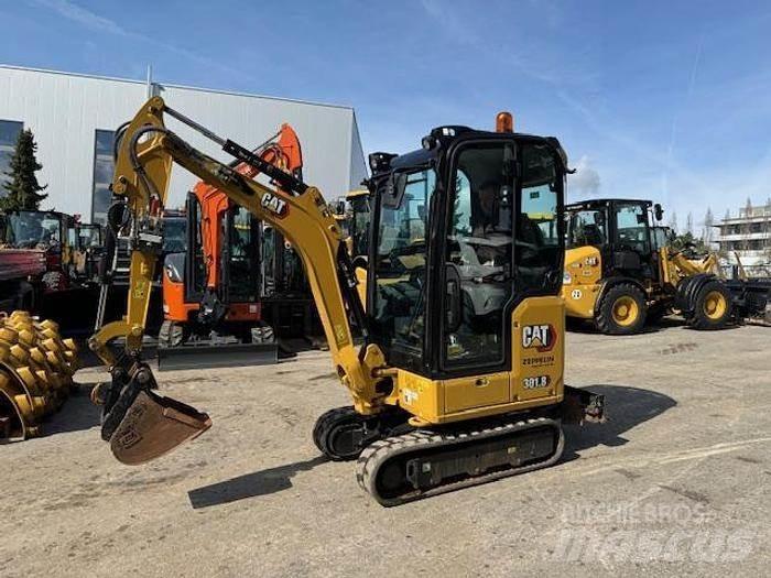 CAT 301.8-05A Miniescavatori