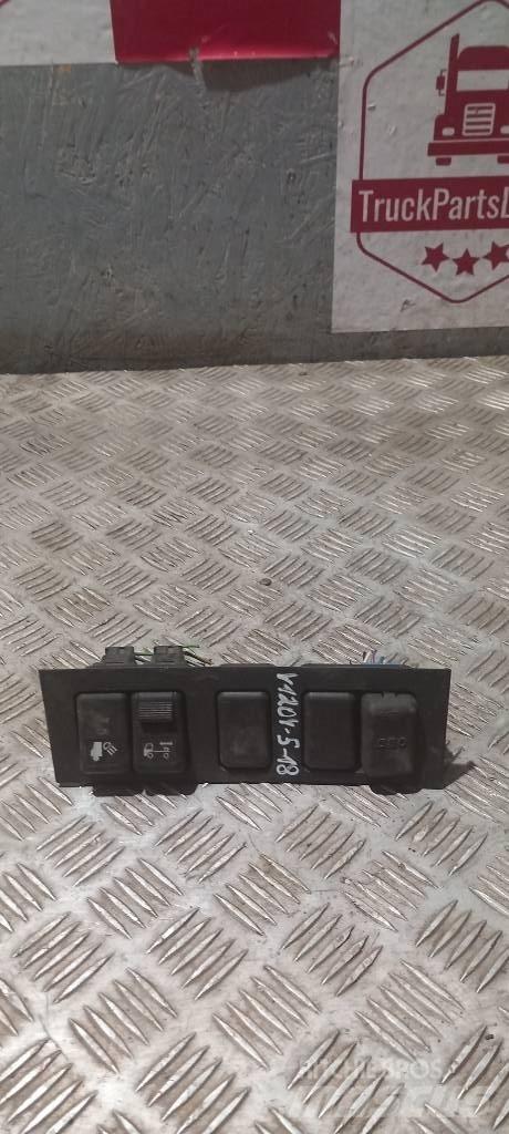 Volvo FH 12    3175615 Cabine e interni