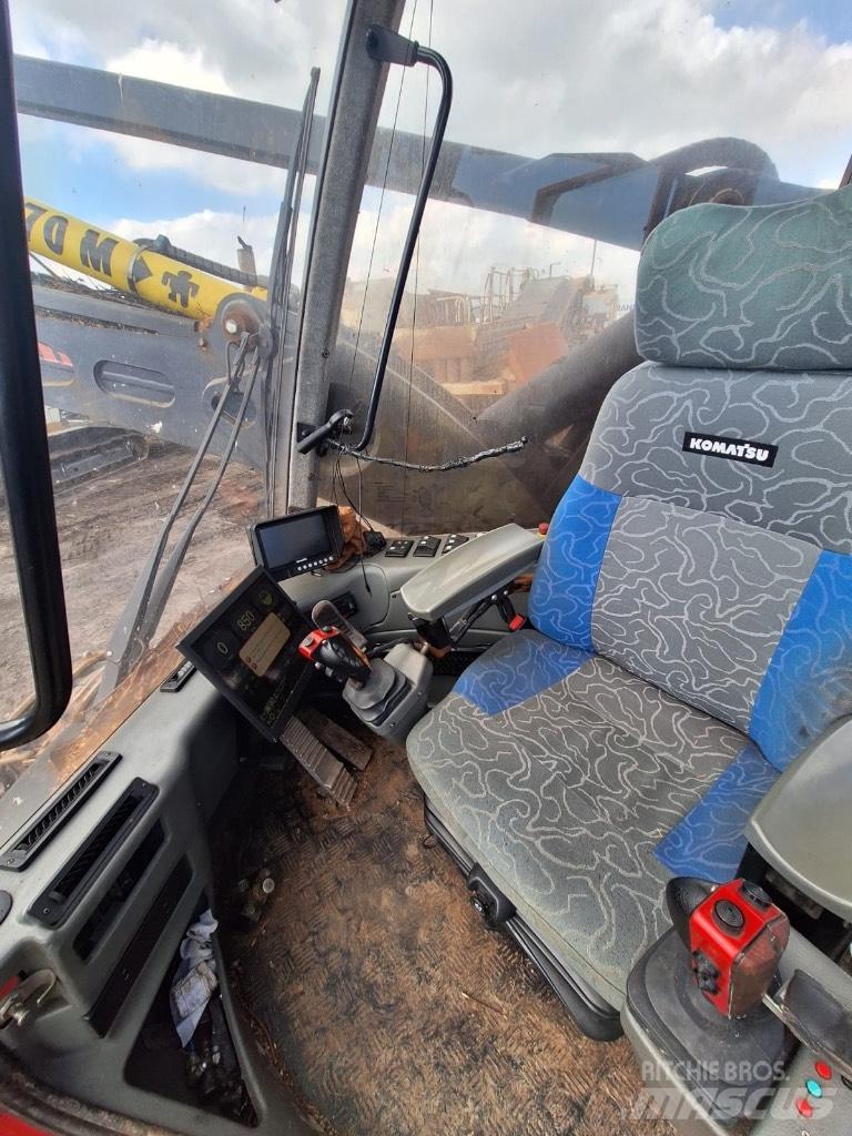 Komatsu 911.5 Abbattitrici, Disboscatrici