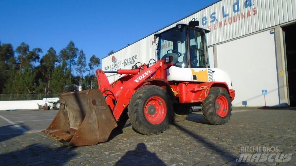 Volvo L 30 B Pale gommate