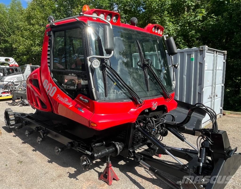  Pisten Bully PB600 Battipista