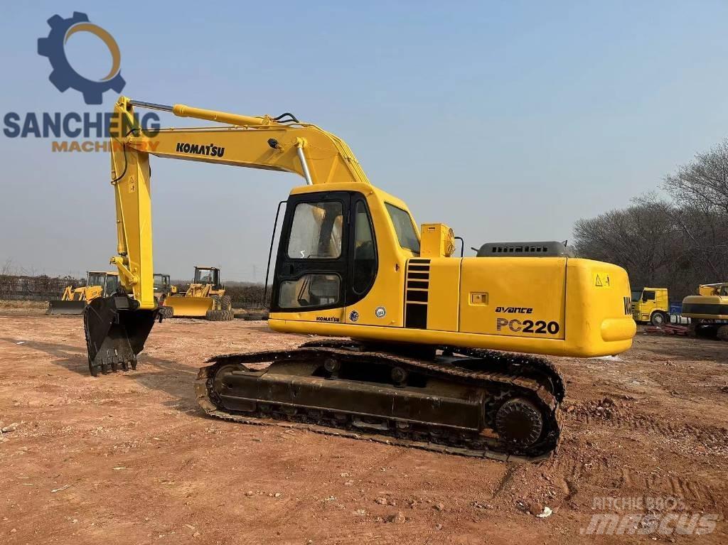 Komatsu PC 220 Escavatori cingolati