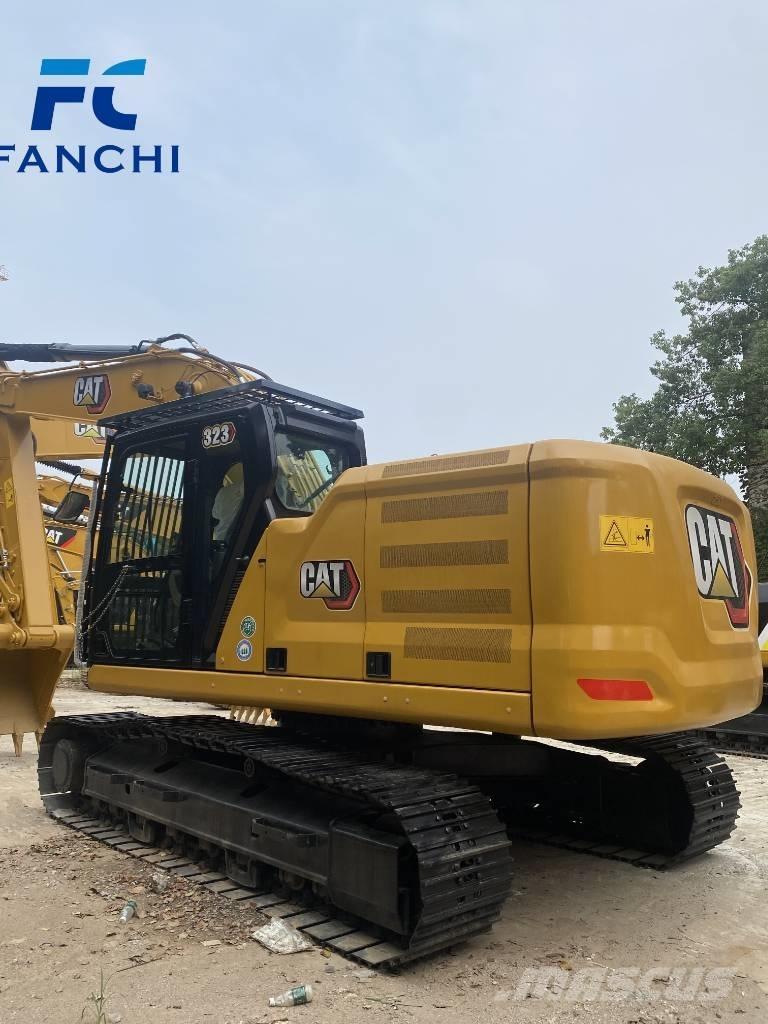 CAT 323 Escavatori cingolati