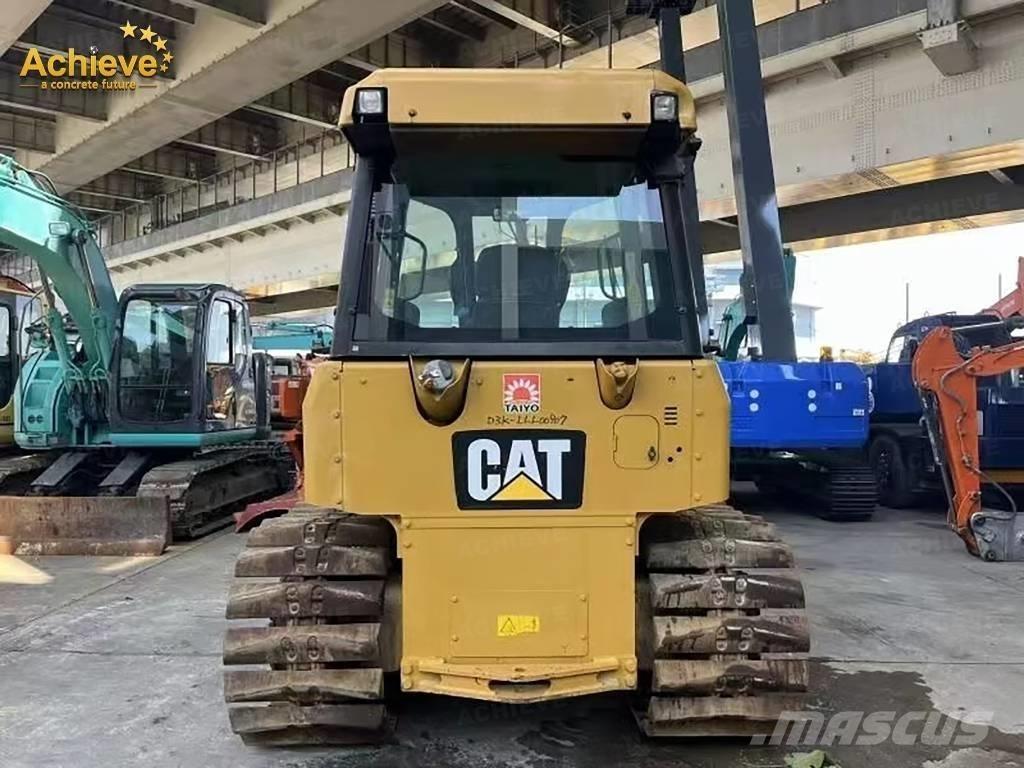 CAT D 3 Dozer cingolati