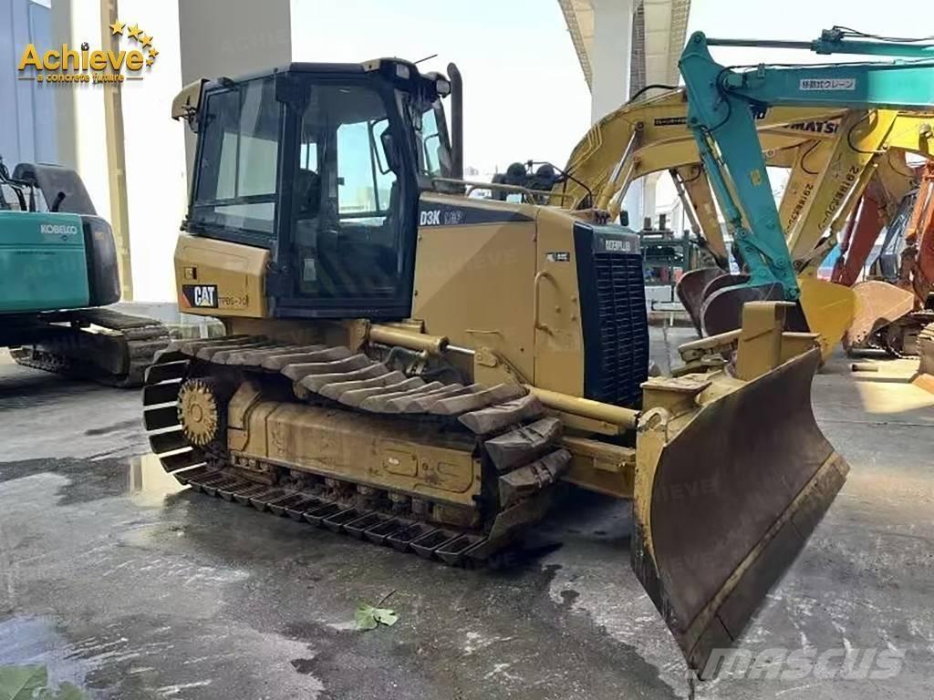 CAT D 3 Dozer cingolati