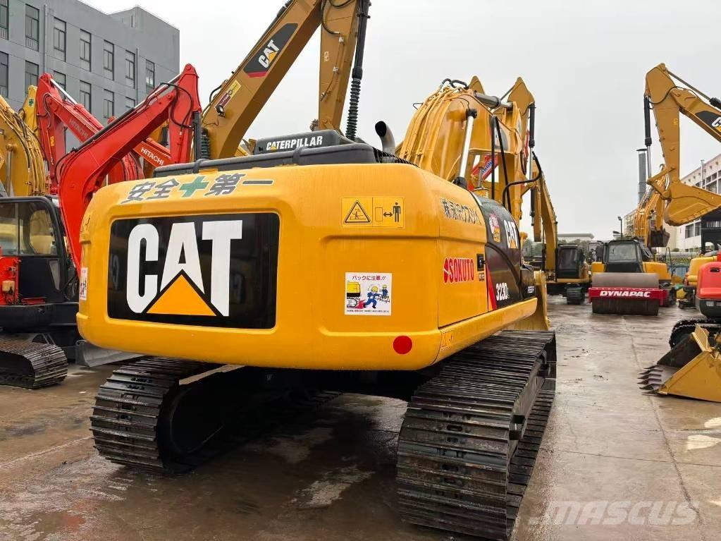 CAT 323 D Escavatori cingolati