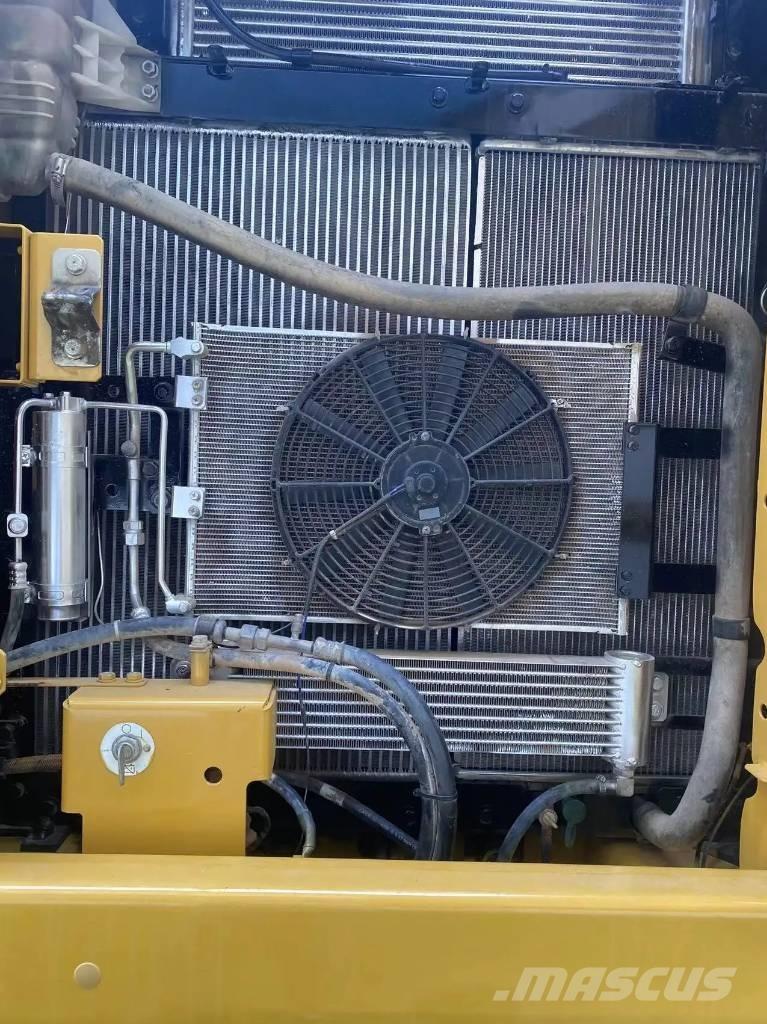 CAT 320GC Escavatori cingolati