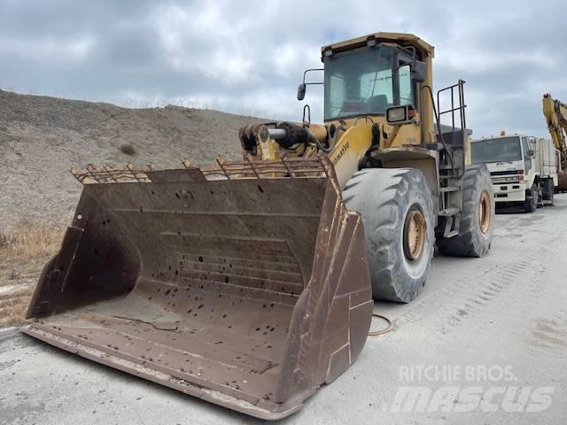 Komatsu WA 500-3H Pale gommate