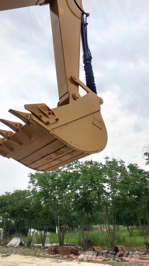 CAT 320D2 Escavatori cingolati