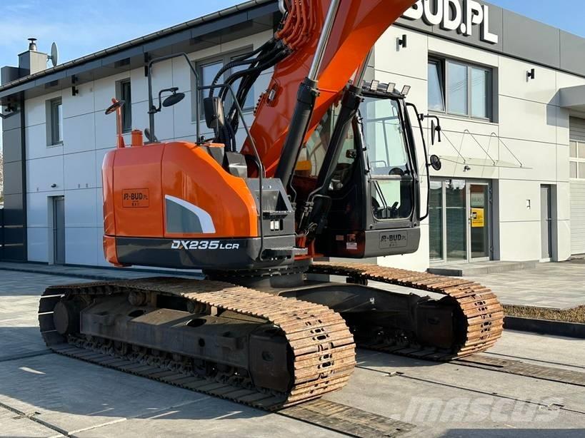 Doosan DX 235 LCR Escavatori cingolati