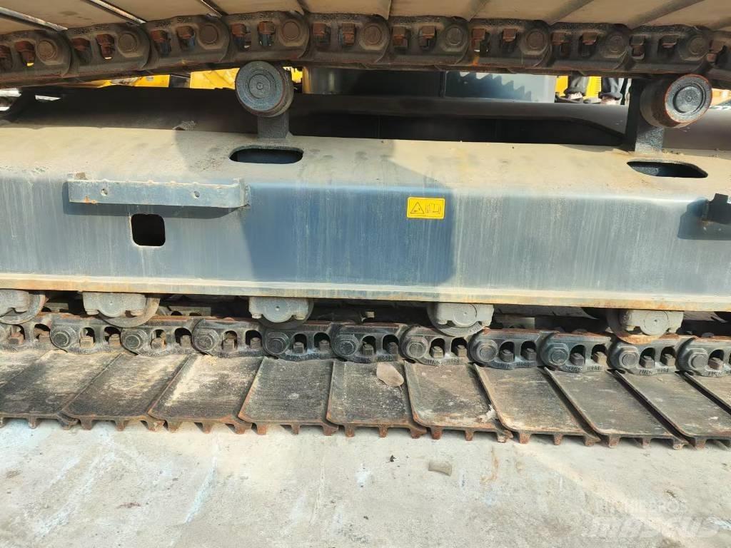 Kobelco SK200D Escavatori cingolati