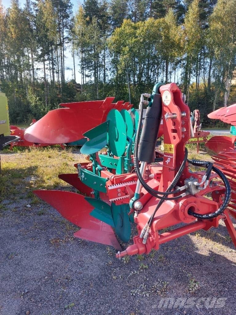 Kverneland 150S Aratri reversibili