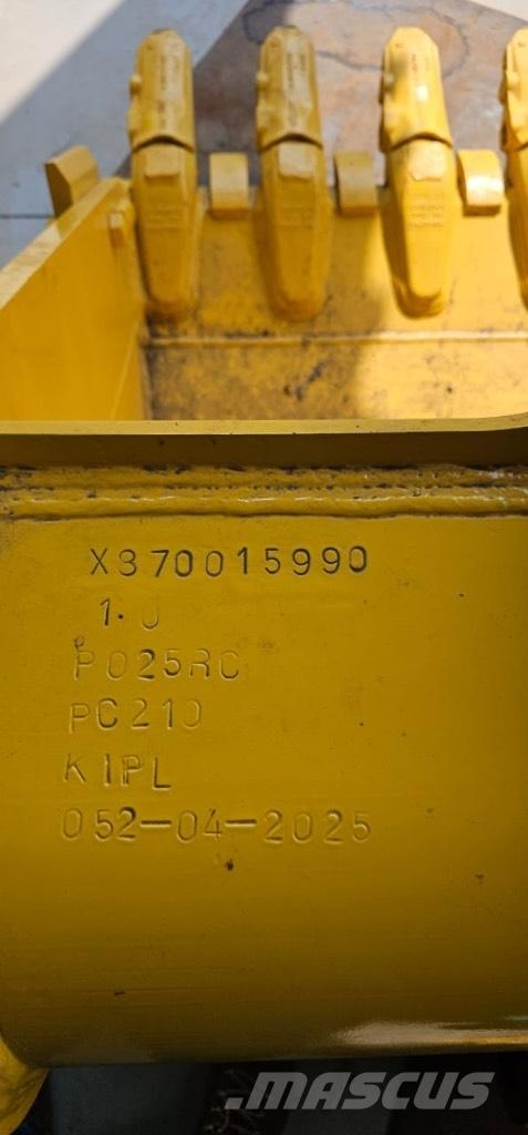 Komatsu PC210-10MO Benne