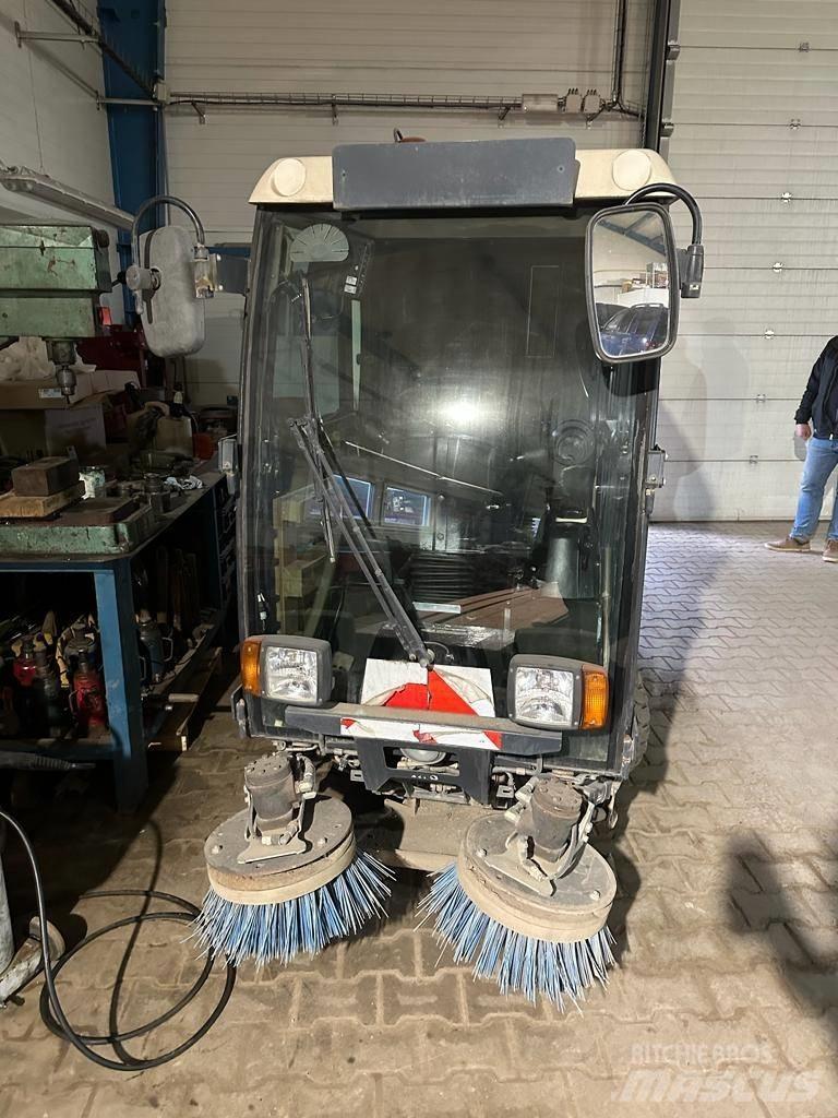  SWINGO 100 Spazzatrici