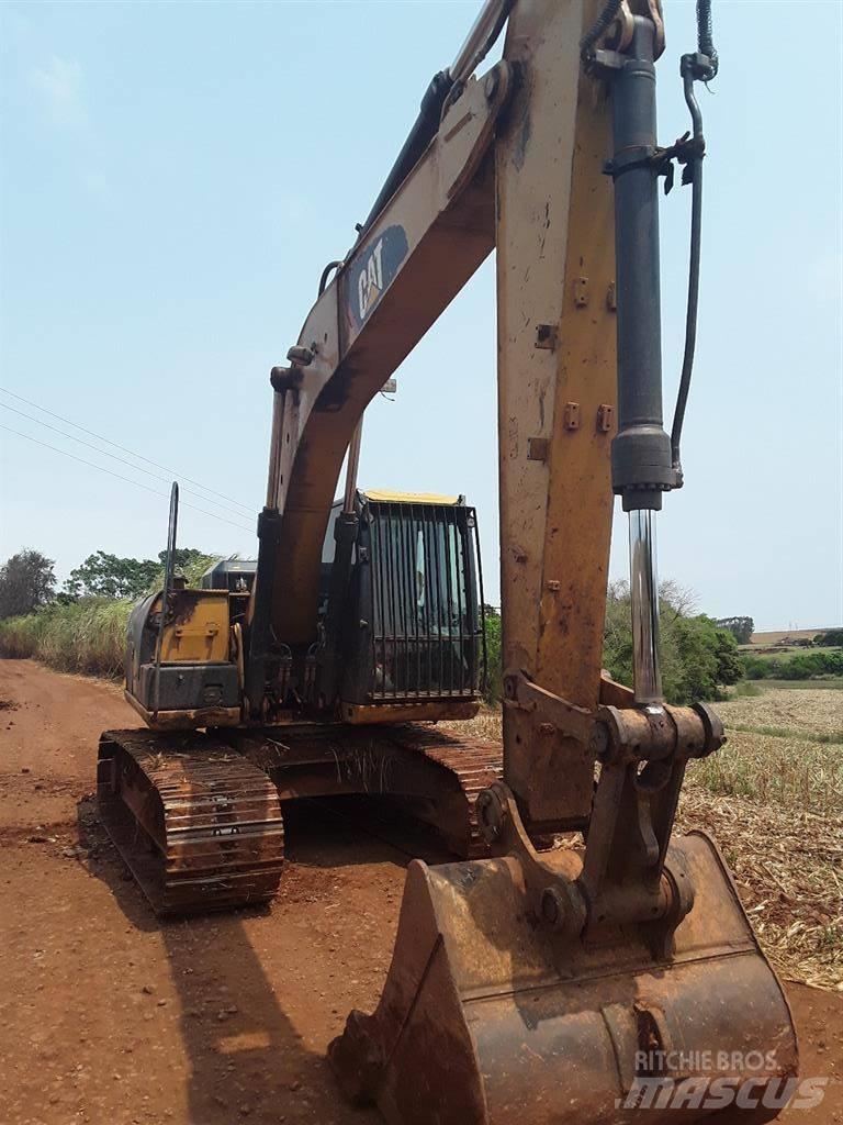 CAT 318D2L Escavatori cingolati