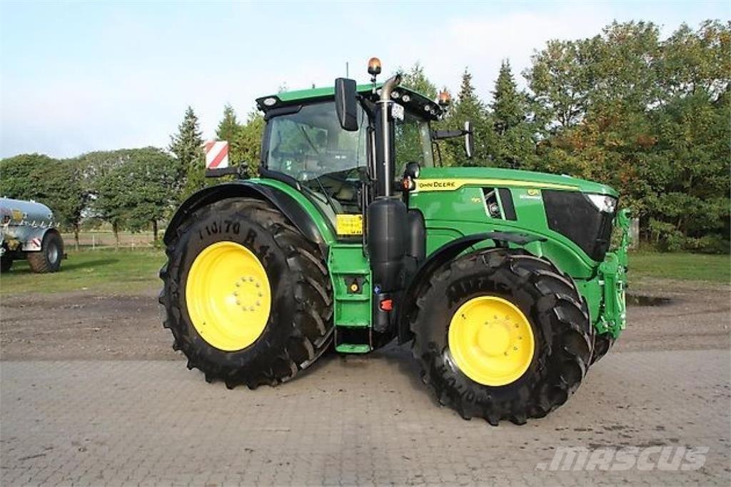 John Deere 6R195 Trattori
