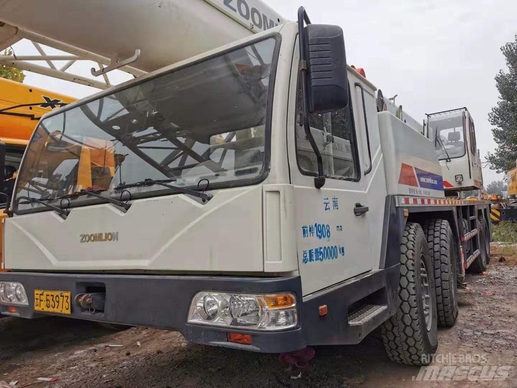 Zoomlion QY80V Gru per tutti i terreni