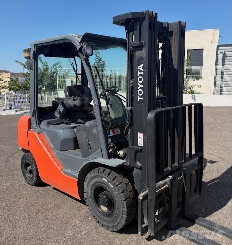 Toyota 02-8 FDF 25 Carrelli elevatori diesel