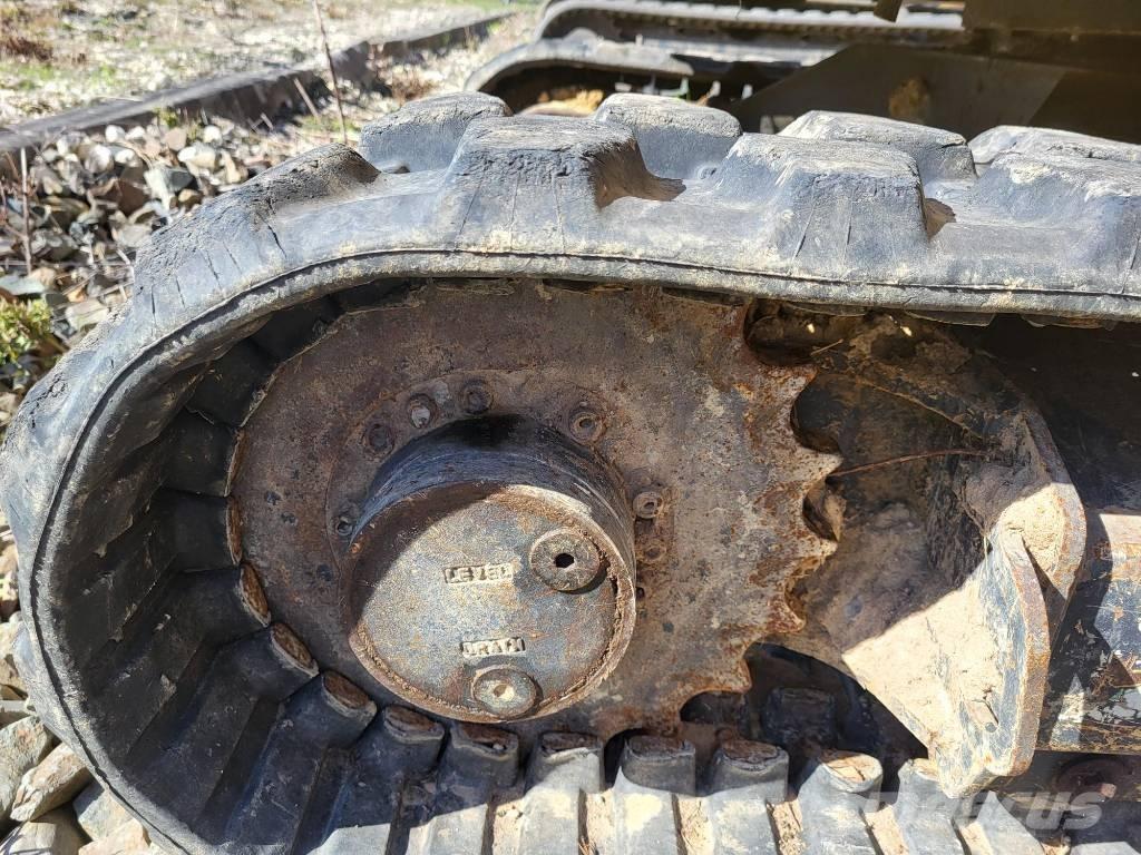 Komatsu PC24MR-5 Miniescavatori